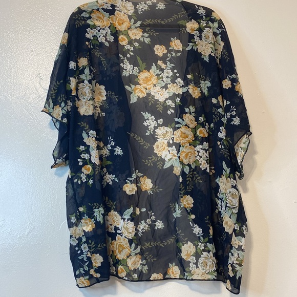 Floral KIMONO Black green yellow Plus Size 1X New out of Package - Picture 3 of 8